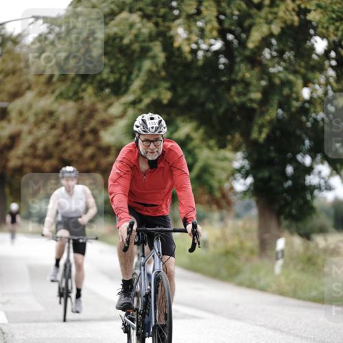 30.08.2026 - Elbe Triathlon Hamburg Michael Burmester http://msf.ph/oto/10075163 30.08.2026 10:59:54 Radfahren 1034, 1090, 1184, 1331, 1449 meine-sportfotos.de
