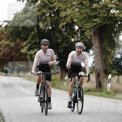 30.08.2026 - Elbe Triathlon Hamburg Michael Burmester http://msf.ph/oto/10075170 30.08.2026 10:59:55 Radfahren 945, 1034, 1090, 1331 meine-sportfotos.de