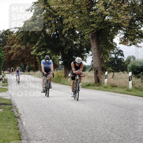 30.08.2026 - Elbe Triathlon Hamburg Michael Burmester http://msf.ph/oto/10075186 30.08.2026 11:00:10 Radfahren 992, 1153, 1214, 1280, 1320, 1445 meine-sportfotos.de