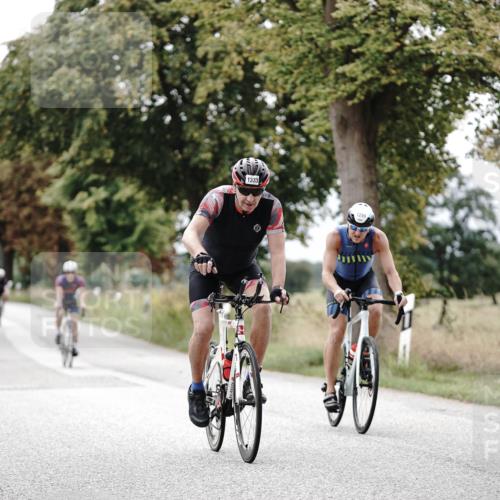 30.08.2026 - Elbe Triathlon Hamburg Michael Burmester http://msf.ph/oto/10075193 30.08.2026 11:00:20 Radfahren 888, 1129, 1237, 1249, 1333, 1369, 1379 meine-sportfotos.de
