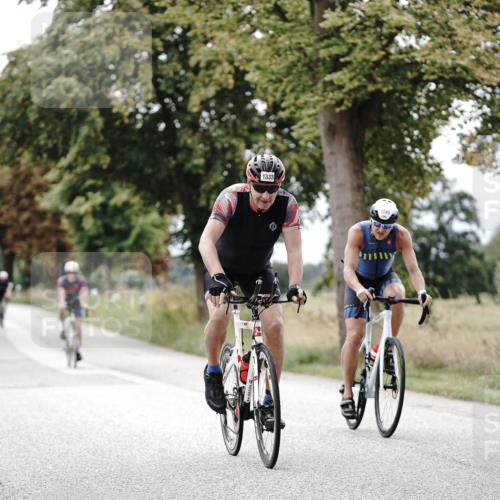 30.08.2026 - Elbe Triathlon Hamburg Michael Burmester http://msf.ph/oto/10075194 30.08.2026 11:00:20 Radfahren 888, 1129, 1237, 1249, 1333, 1369, 1379 meine-sportfotos.de