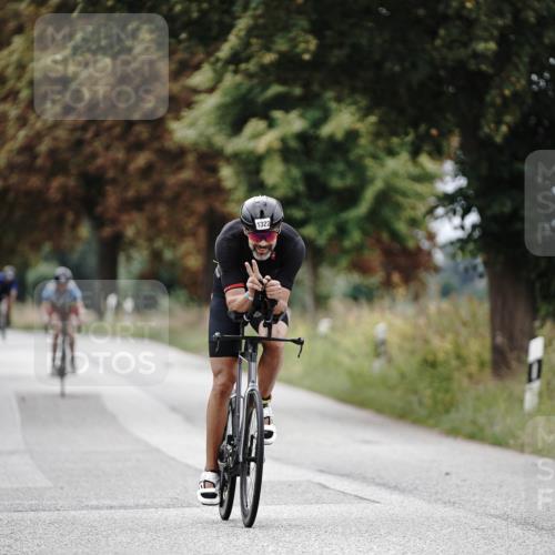 30.08.2026 - Elbe Triathlon Hamburg Michael Burmester http://msf.ph/oto/10075209 30.08.2026 11:00:29 Radfahren 1322, 1379, 1455 meine-sportfotos.de