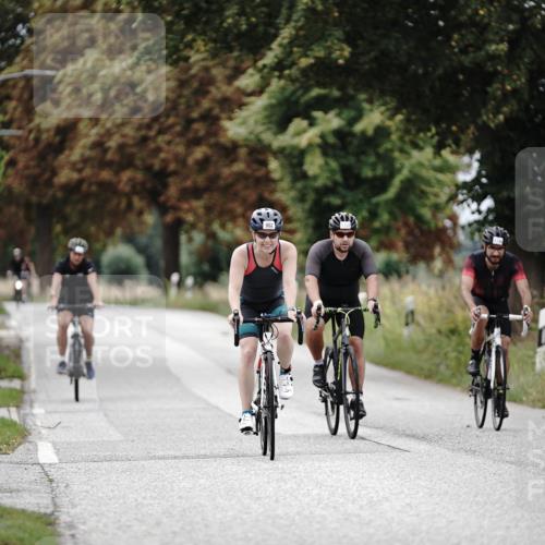 30.08.2026 - Elbe Triathlon Hamburg Michael Burmester http://msf.ph/oto/10075223 30.08.2026 11:00:45 Radfahren 952, 1082, 1139, 1168 meine-sportfotos.de