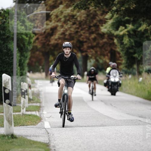 30.08.2026 - Elbe Triathlon Hamburg Michael Burmester http://msf.ph/oto/10075236 30.08.2026 11:00:59 Radfahren 1011, 1149, 1426 meine-sportfotos.de
