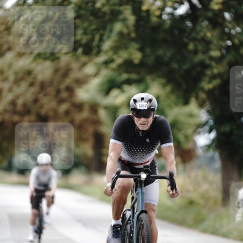 30.08.2026 - Elbe Triathlon Hamburg Michael Burmester http://msf.ph/oto/10075267 30.08.2026 11:01:32 Radfahren 941, 1367 meine-sportfotos.de