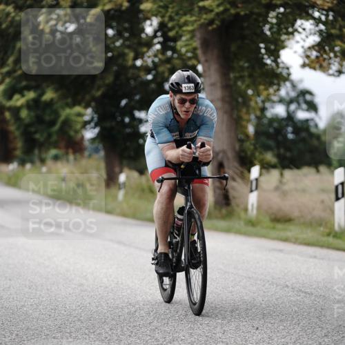 30.08.2026 - Elbe Triathlon Hamburg Michael Burmester http://msf.ph/oto/10075278 30.08.2026 11:01:50 Radfahren 1363 meine-sportfotos.de