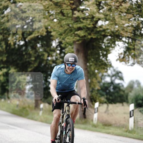 30.08.2026 - Elbe Triathlon Hamburg Michael Burmester http://msf.ph/oto/10075280 30.08.2026 11:01:58 Radfahren 1152 meine-sportfotos.de