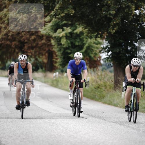 30.08.2026 - Elbe Triathlon Hamburg Michael Burmester http://msf.ph/oto/10075301 30.08.2026 11:02:34 Radfahren 1205, 1213, 1226, 1289, 1308, 1376 meine-sportfotos.de