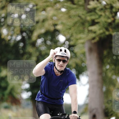 30.08.2026 - Elbe Triathlon Hamburg Michael Burmester http://msf.ph/oto/10075310 30.08.2026 11:02:42 Radfahren 1205, 1226, 1412 meine-sportfotos.de