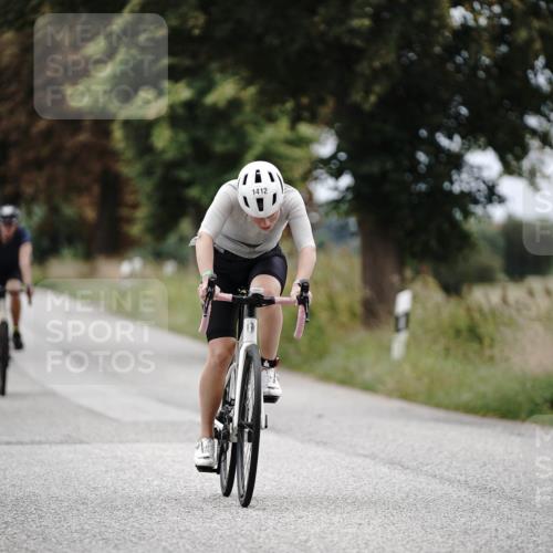 30.08.2026 - Elbe Triathlon Hamburg Michael Burmester http://msf.ph/oto/10075312 30.08.2026 11:02:48 Radfahren 1412, 1448 meine-sportfotos.de