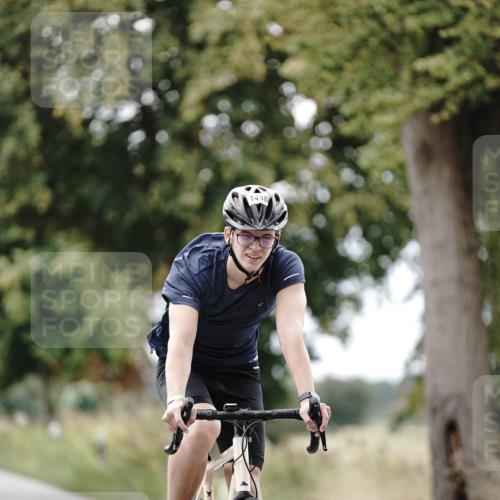 30.08.2026 - Elbe Triathlon Hamburg Michael Burmester http://msf.ph/oto/10075317 30.08.2026 11:02:51 Radfahren 1393, 1412, 1448, 1450 meine-sportfotos.de