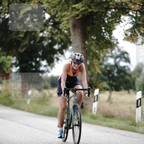 30.08.2026 - Elbe Triathlon Hamburg Michael Burmester http://msf.ph/oto/10075325 30.08.2026 11:02:58 Radfahren 1157, 1285, 1393, 1394, 1450 meine-sportfotos.de