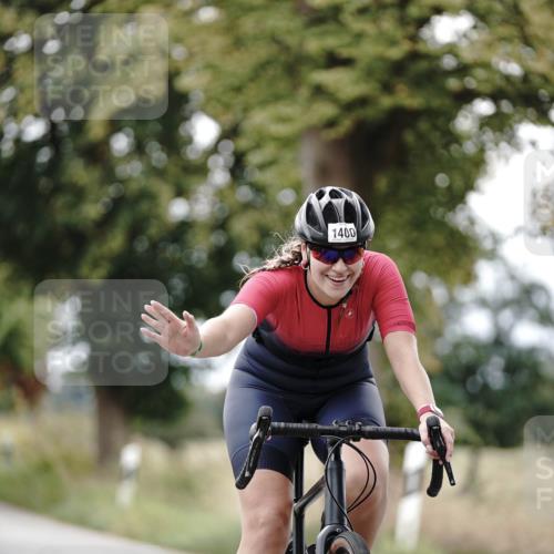 30.08.2026 - Elbe Triathlon Hamburg Michael Burmester http://msf.ph/oto/10075340 30.08.2026 11:03:10 Radfahren 1400 meine-sportfotos.de