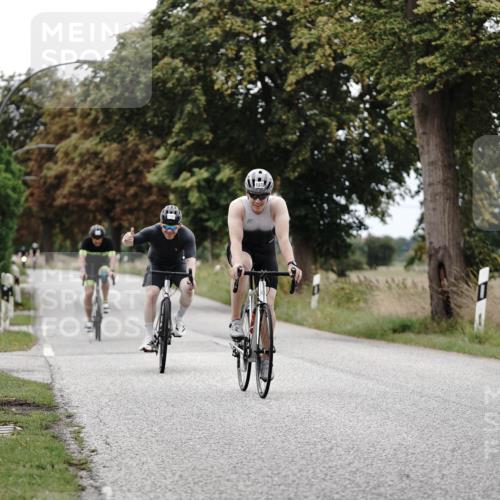 30.08.2026 - Elbe Triathlon Hamburg Michael Burmester http://msf.ph/oto/10075343 30.08.2026 11:03:18 Radfahren 1161, 1246, 1378 meine-sportfotos.de