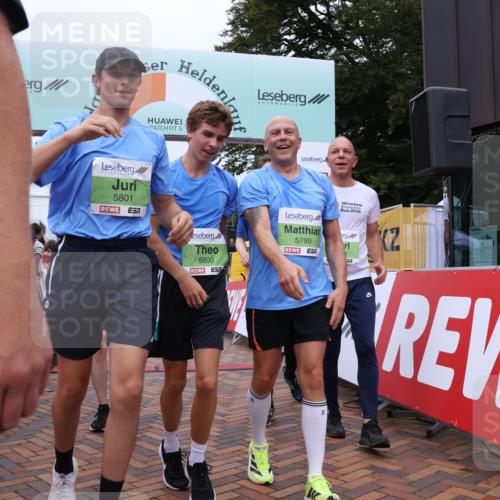 30.08.2026 - Blankeneser Heldenlauf Lena Gebhardt http://msf.ph/oto/10075369 30.08.2026 10:26:45 Ziel 5009, 5219, 5791, 5799, 5800, 5801, 5854 meine-sportfotos.de