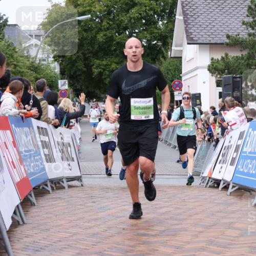 30.08.2026 - Blankeneser Heldenlauf Lena Gebhardt http://msf.ph/oto/10075378 30.08.2026 10:26:49 Ziel 5009, 5219, 5330, 5729, 5791, 5799, 5800, 5801 meine-sportfotos.de