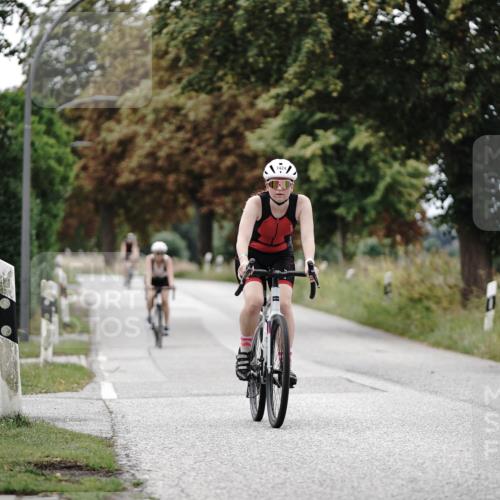 30.08.2026 - Elbe Triathlon Hamburg Michael Burmester http://msf.ph/oto/10075409 30.08.2026 11:04:23 Radfahren 904, 1158, 1424 meine-sportfotos.de
