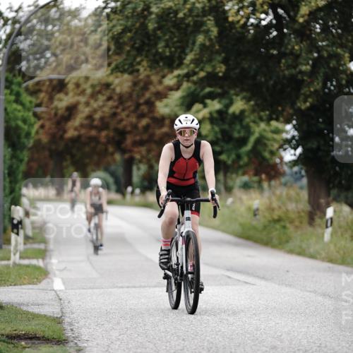 30.08.2026 - Elbe Triathlon Hamburg Michael Burmester http://msf.ph/oto/10075410 30.08.2026 11:04:23 Radfahren 904, 1158, 1424 meine-sportfotos.de