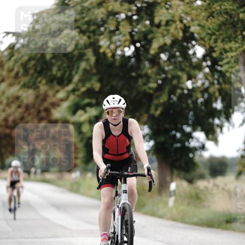 30.08.2026 - Elbe Triathlon Hamburg Michael Burmester http://msf.ph/oto/10075411 30.08.2026 11:04:24 Radfahren 904, 1158, 1424 meine-sportfotos.de