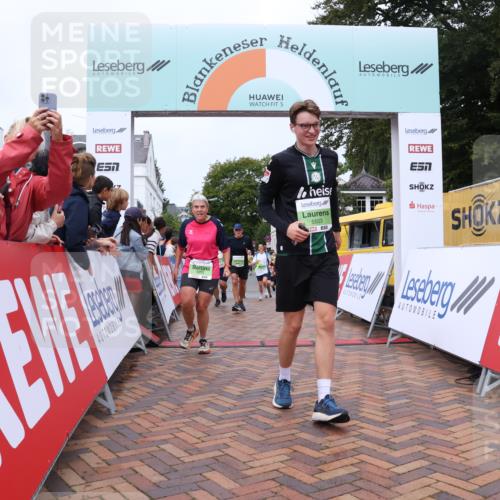 30.08.2026 - Blankeneser Heldenlauf Lena Gebhardt http://msf.ph/oto/10075420 30.08.2026 10:26:54 Ziel 5146, 5203, 5233, 5330, 5503, 5616, 5729, 5779 meine-sportfotos.de