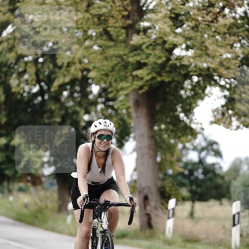 30.08.2026 - Elbe Triathlon Hamburg Michael Burmester http://msf.ph/oto/10075421 30.08.2026 11:04:27 Radfahren 904, 1403, 1404 meine-sportfotos.de