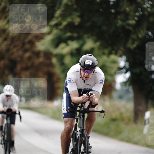 30.08.2026 - Elbe Triathlon Hamburg Michael Burmester http://msf.ph/oto/10075480 30.08.2026 11:05:21 Radfahren 1254, 1266, 1387, 1396 meine-sportfotos.de