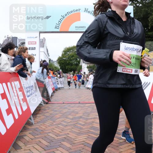 30.08.2026 - Blankeneser Heldenlauf Lena Gebhardt http://msf.ph/oto/10075500 30.08.2026 10:27:09 Ziel 5271, 5299, 5323, 5465, 5474, 5498, 5505, 5506 meine-sportfotos.de