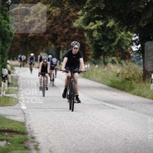 30.08.2026 - Elbe Triathlon Hamburg Michael Burmester http://msf.ph/oto/10075502 30.08.2026 11:05:46 Radfahren 894, 1177, 1307, 1346, 1347, 1451 meine-sportfotos.de