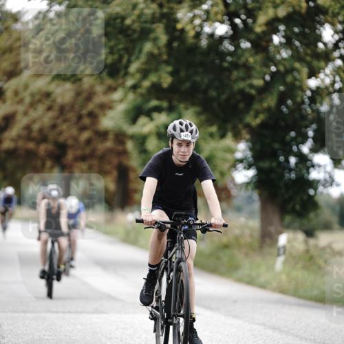 30.08.2026 - Elbe Triathlon Hamburg Michael Burmester http://msf.ph/oto/10075503 30.08.2026 11:05:47 Radfahren 894, 1177, 1307, 1346, 1347, 1451 meine-sportfotos.de