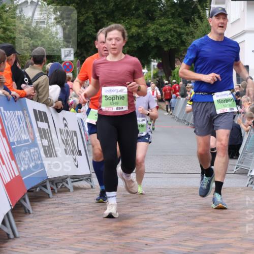 30.08.2026 - Blankeneser Heldenlauf Lena Gebhardt http://msf.ph/oto/10075505 30.08.2026 10:27:12 Ziel 5018, 5123, 5271, 5299, 5323, 5349, 5450, 5465, 5474, 5498, 5505, 5506 meine-sportfotos.de