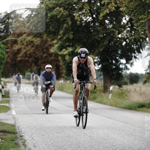30.08.2026 - Elbe Triathlon Hamburg Michael Burmester http://msf.ph/oto/10075518 30.08.2026 11:05:53 Radfahren 518, 894, 1154, 1177, 1271, 1307, 1341, 1346 meine-sportfotos.de