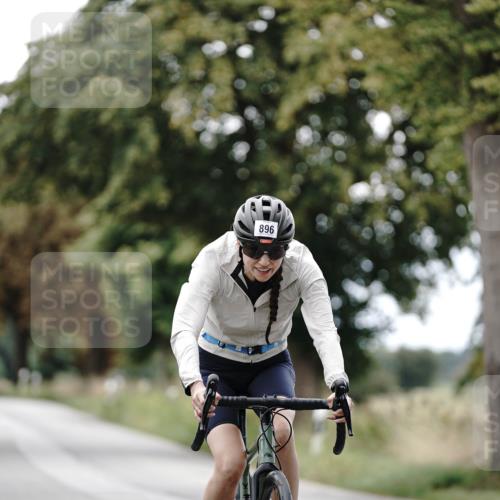 30.08.2026 - Elbe Triathlon Hamburg Michael Burmester http://msf.ph/oto/10075548 30.08.2026 11:06:14 Radfahren 896, 1442 meine-sportfotos.de