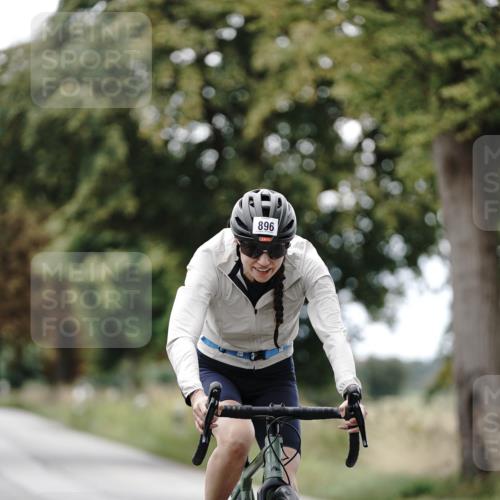 30.08.2026 - Elbe Triathlon Hamburg Michael Burmester http://msf.ph/oto/10075550 30.08.2026 11:06:14 Radfahren 896, 1442 meine-sportfotos.de