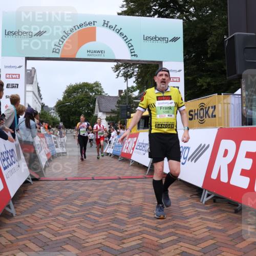 30.08.2026 - Blankeneser Heldenlauf Lena Gebhardt http://msf.ph/oto/10075553 30.08.2026 10:27:18 Ziel 5018, 5123, 5269, 5314, 5349, 5450, 5648 meine-sportfotos.de