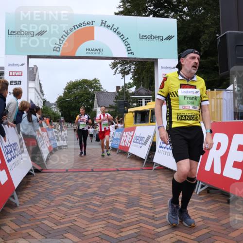 30.08.2026 - Blankeneser Heldenlauf Lena Gebhardt http://msf.ph/oto/10075557 30.08.2026 10:27:19 Ziel 5018, 5123, 5269, 5314, 5349, 5450, 5648 meine-sportfotos.de