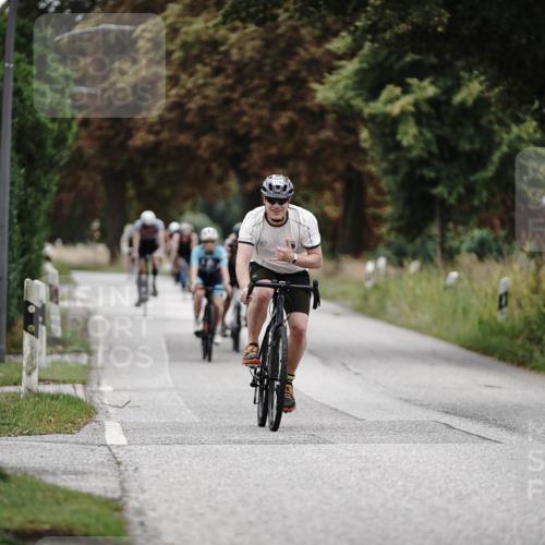 30.08.2026 - Elbe Triathlon Hamburg Michael Burmester http://msf.ph/oto/10075560 30.08.2026 11:06:31 Radfahren 1130, 1195, 1302, 1319, 1358, 1388 meine-sportfotos.de