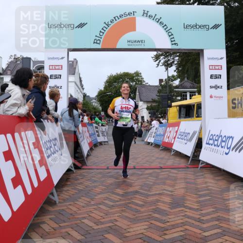 30.08.2026 - Blankeneser Heldenlauf Lena Gebhardt http://msf.ph/oto/10075575 30.08.2026 10:27:21 Ziel 5018, 5123, 5269, 5314, 5349, 5450, 5648 meine-sportfotos.de