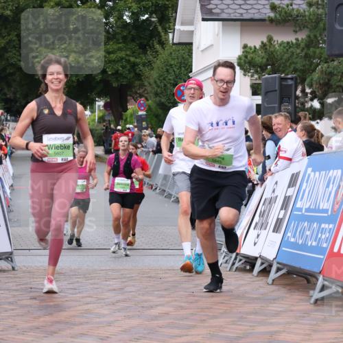 30.08.2026 - Blankeneser Heldenlauf Lena Gebhardt http://msf.ph/oto/10075592 30.08.2026 10:27:24 Ziel 5269, 5314, 5607, 5648, 5724, 5845 meine-sportfotos.de