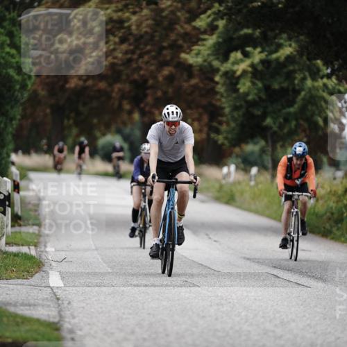 30.08.2026 - Elbe Triathlon Hamburg Michael Burmester http://msf.ph/oto/10075593 30.08.2026 11:06:47 Radfahren 1146, 1209, 1460 meine-sportfotos.de