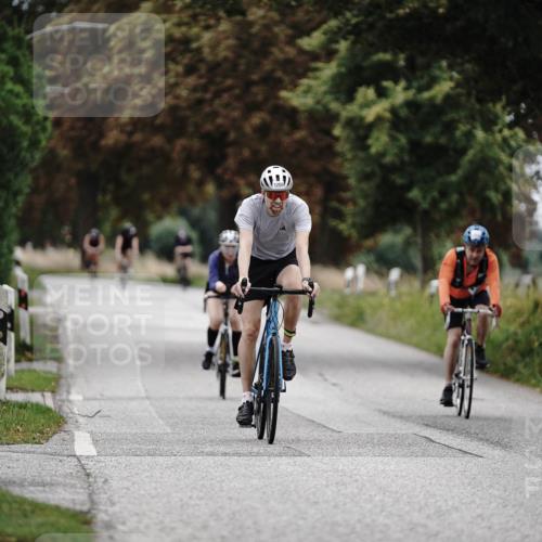 30.08.2026 - Elbe Triathlon Hamburg Michael Burmester http://msf.ph/oto/10075594 30.08.2026 11:06:48 Radfahren 1146, 1209, 1460 meine-sportfotos.de