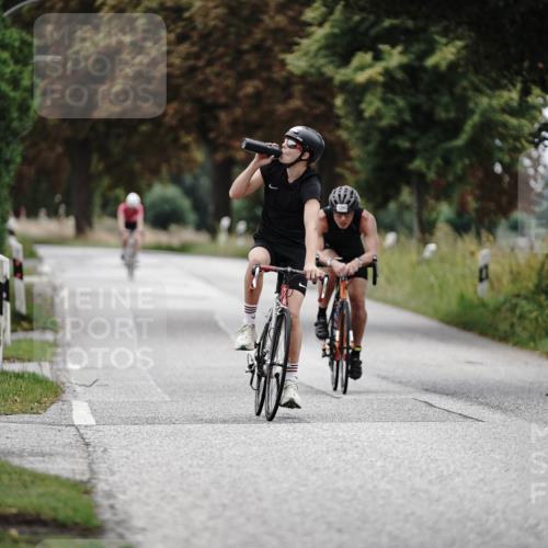 30.08.2026 - Elbe Triathlon Hamburg Michael Burmester http://msf.ph/oto/10075607 30.08.2026 11:06:57 Radfahren 1264, 1298, 1374, 1420 meine-sportfotos.de