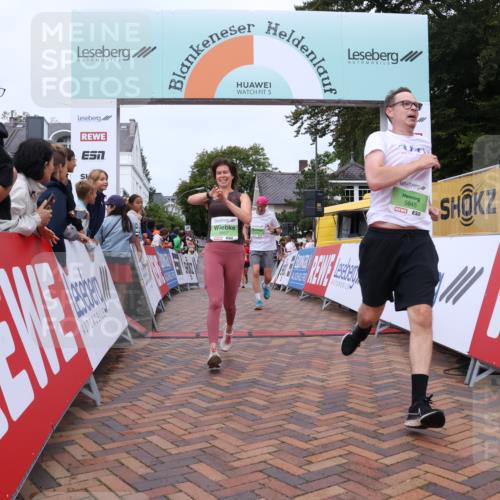 30.08.2026 - Blankeneser Heldenlauf Lena Gebhardt http://msf.ph/oto/10075609 30.08.2026 10:27:26 Ziel 5314, 5368, 5607, 5648, 5724, 5845 meine-sportfotos.de