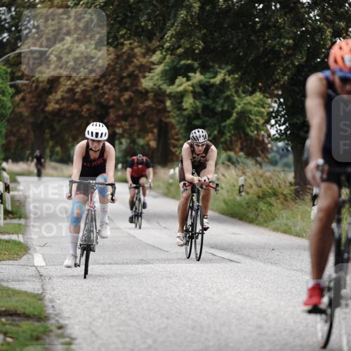 30.08.2026 - Elbe Triathlon Hamburg Michael Burmester http://msf.ph/oto/10075620 30.08.2026 11:07:14 Radfahren 1268, 1272, 1365, 1414 meine-sportfotos.de