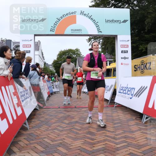 30.08.2026 - Blankeneser Heldenlauf Lena Gebhardt http://msf.ph/oto/10075637 30.08.2026 10:27:30 Ziel 5104, 5368, 5607, 5724, 5763, 5845, 5896 meine-sportfotos.de