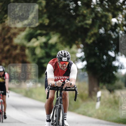 30.08.2026 - Elbe Triathlon Hamburg Michael Burmester http://msf.ph/oto/10075640 30.08.2026 11:07:31 Radfahren 1142, 1242, 1273, 1372, 1397 meine-sportfotos.de