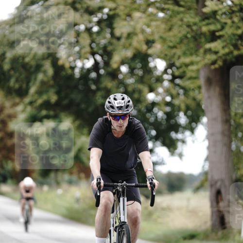 30.08.2026 - Elbe Triathlon Hamburg Michael Burmester http://msf.ph/oto/10075664 30.08.2026 11:07:41 Radfahren 925, 985, 1300, 1364, 1435, 1438, 1578 meine-sportfotos.de