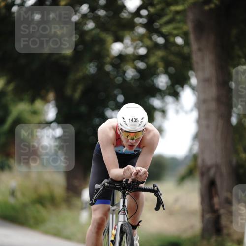 30.08.2026 - Elbe Triathlon Hamburg Michael Burmester http://msf.ph/oto/10075669 30.08.2026 11:07:43 Radfahren 985, 1300, 1364, 1386, 1435, 1438, 1578 meine-sportfotos.de