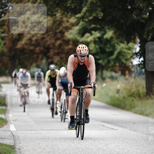 30.08.2026 - Elbe Triathlon Hamburg Michael Burmester http://msf.ph/oto/10075674 30.08.2026 11:07:45 Radfahren 1300, 1354, 1364, 1386, 1417, 1435, 1438, 1578 meine-sportfotos.de