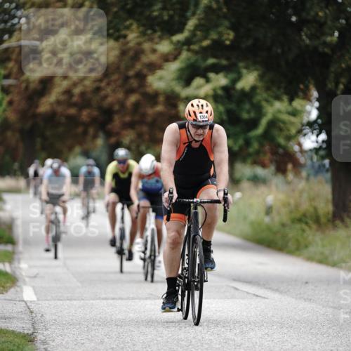 30.08.2026 - Elbe Triathlon Hamburg Michael Burmester http://msf.ph/oto/10075676 30.08.2026 11:07:45 Radfahren 1300, 1354, 1364, 1386, 1417, 1435, 1438, 1578 meine-sportfotos.de