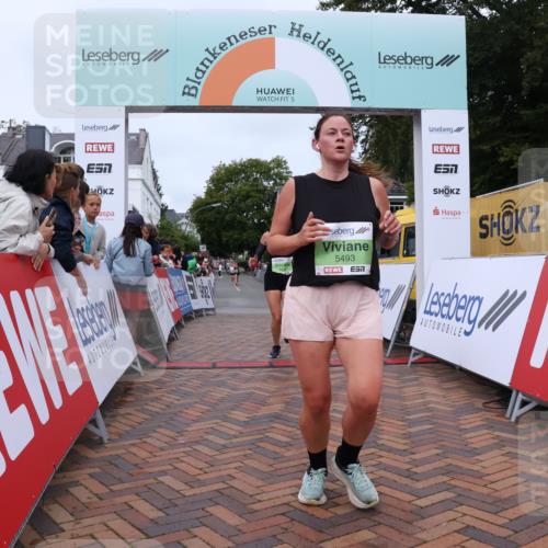 30.08.2026 - Blankeneser Heldenlauf Lena Gebhardt http://msf.ph/oto/10075683 30.08.2026 10:27:40 Ziel 5493, 5555, 5763, 5896 meine-sportfotos.de